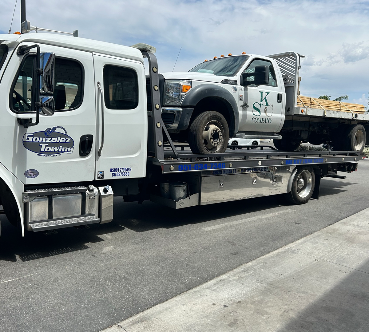 Vehicle Recovery Towing